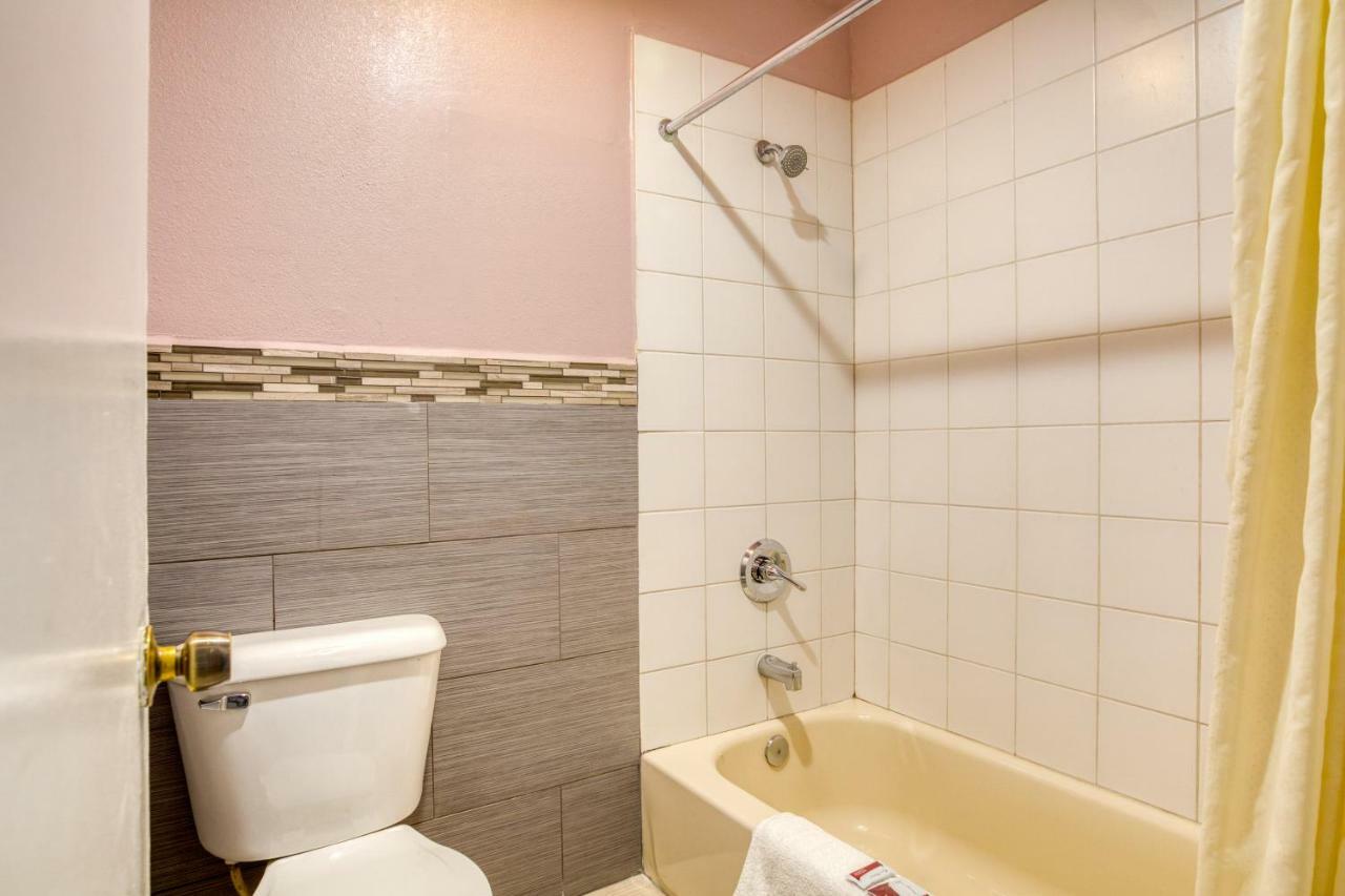 Hotel Corona Ca - Hwy 91 المظهر الخارجي الصورة